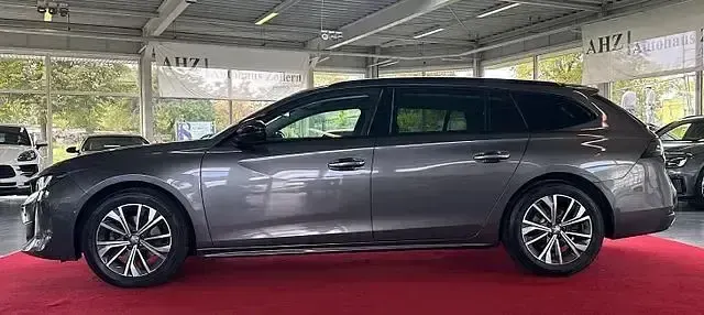 Gebraucht Peugeot 508 Allure 131 PS (96 kW) 2023 Grau Limousine