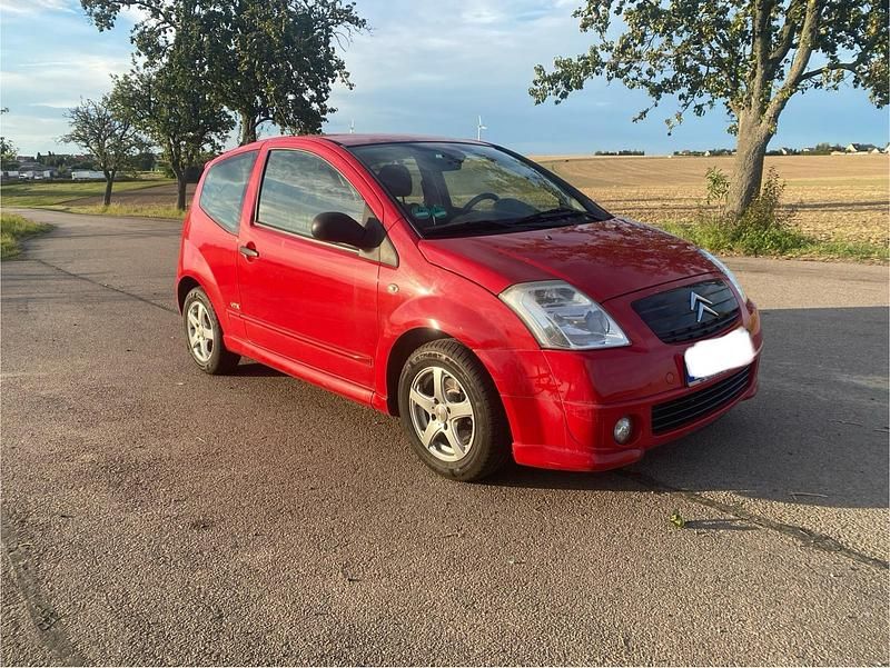 Rot Gebraucht 2006 Citroën C2 Kleinwagen | 1.500 € (Fairer Preis) - Bild 1/4