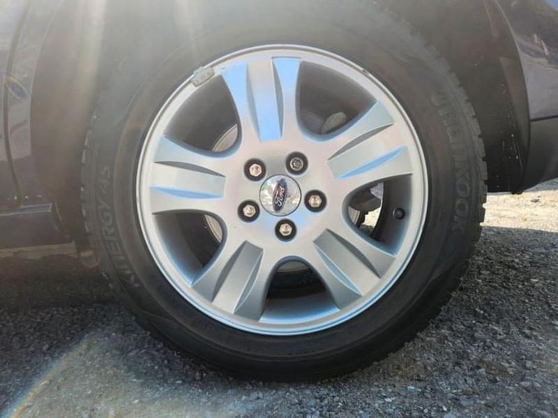 Blau Gebraucht 2000 Ford Mondeo Limousine | 2.350 € - Bild 1/4