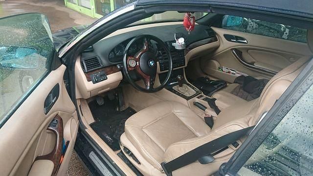 Gebraucht BMW 323 Cabriolet 170 PS (125 kW) 2000 Blau Cabrio