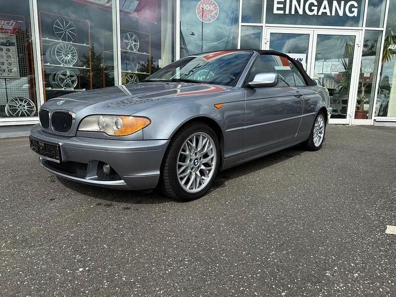 Grau Gebraucht 2004 BMW 318 Cabriolet Cabrio | 3.990 € (Superpreis) - Bild 1/4