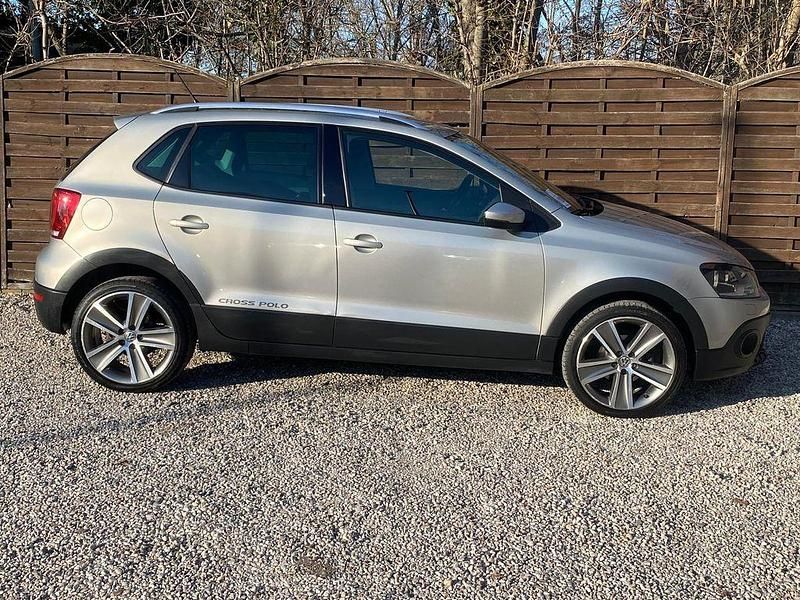 Gebraucht VW Polo Cross 105 PS (77 kW) 2011 Beige Kleinwagen