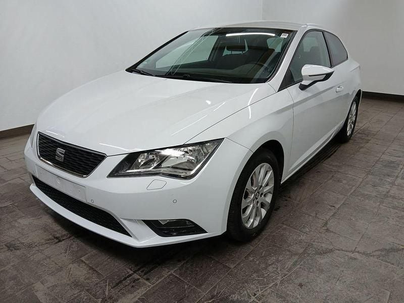 Weiß Gebraucht 2015 Seat Leon SC Style Kleinwagen | 8.980 € (Fairer Preis) - Bild 1/4