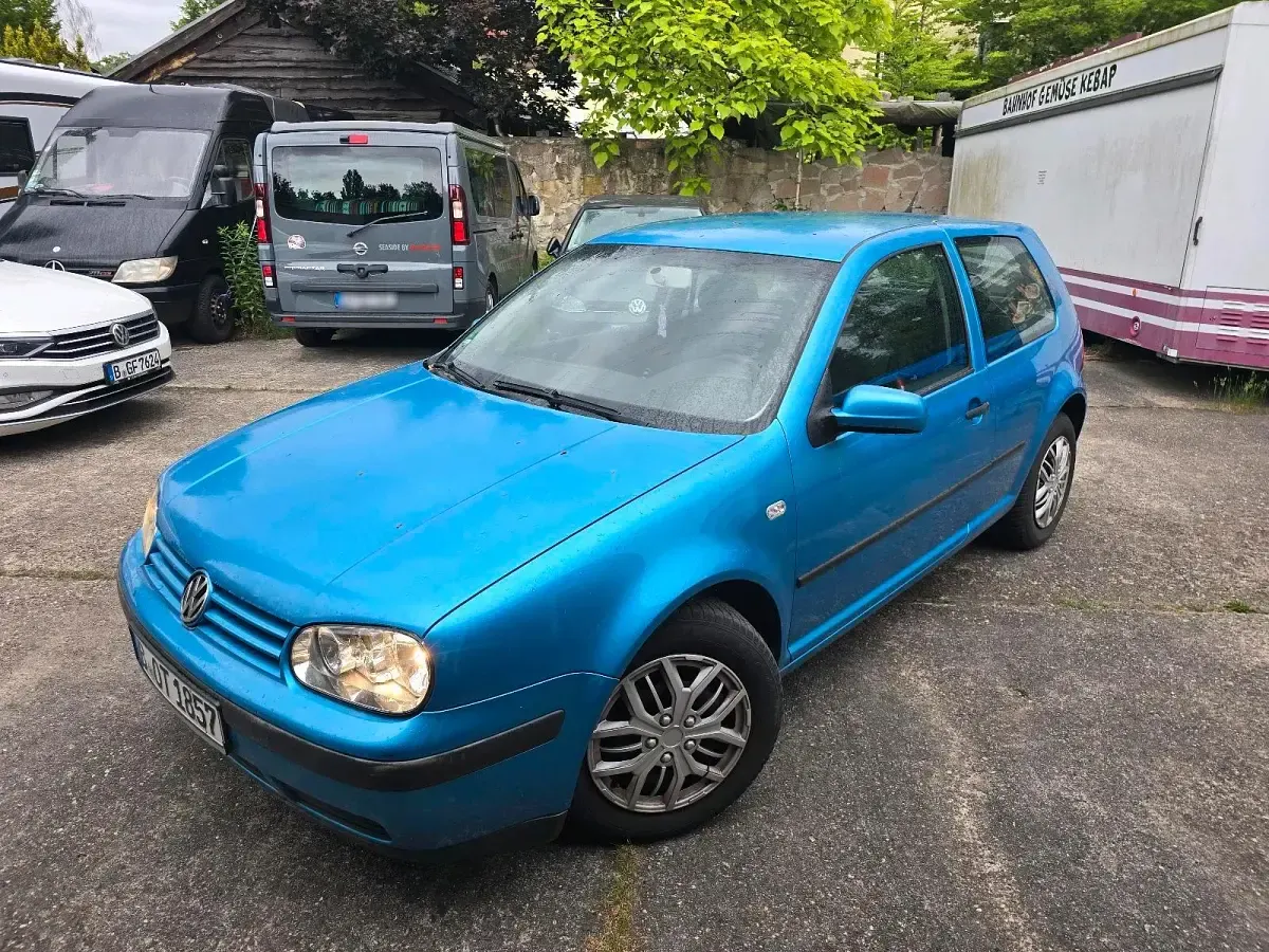 Gebraucht VW Golf IV 75 PS (55 kW) 2003 Blau Limousine