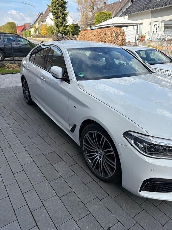 Gebraucht BMW 540 Performance 320 PS (235 kW) 2018 Weiß Limousine