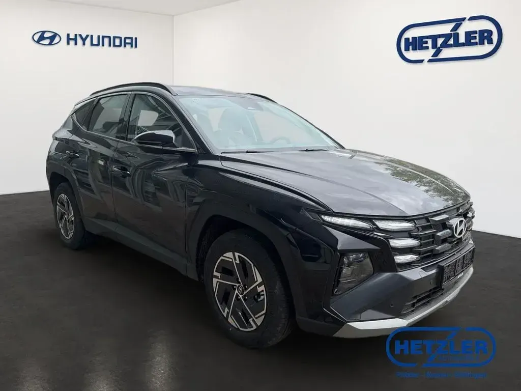 Neu Hyundai Tucson Select 150 PS (110 kW) 2025 Abyss black / met SUV