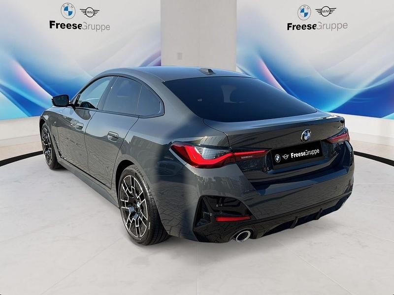 Neu BMW 420 Shadowline 184 PS (135 kW) 2025 Grau Coupé