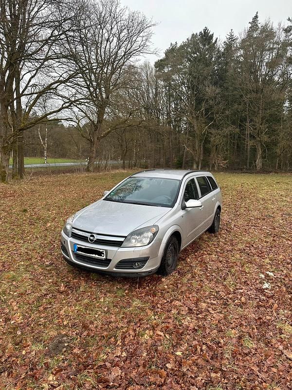 Gebraucht Opel Astra 104 PS (76 kW) 2006 Silber Kombi