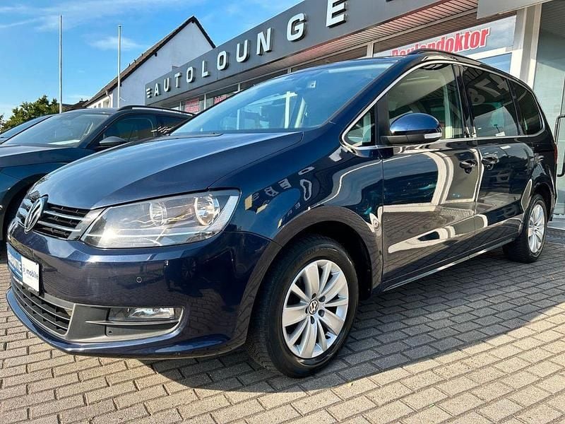 Blau Gebraucht 2013 VW Sharan Van / Kleinbus | 10.900 € (Guter Preis) - Bild 1/4