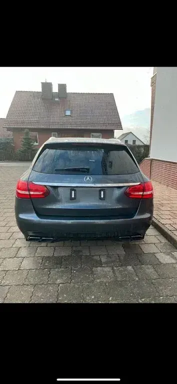 Gebraucht Mercedes 220 170 PS (125 kW) 2014 Grau Limousine