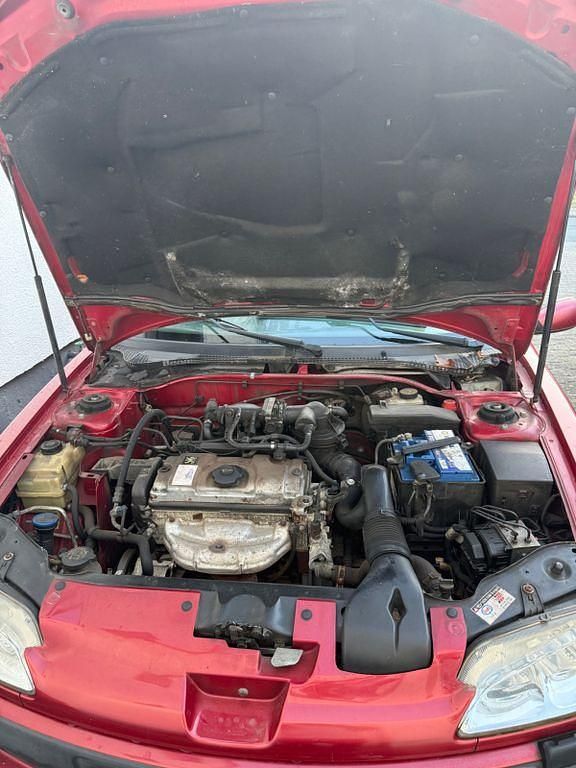 Gebraucht Peugeot 306 Cabriolet 88 PS (64 kW) 2000 Rot Cabrio