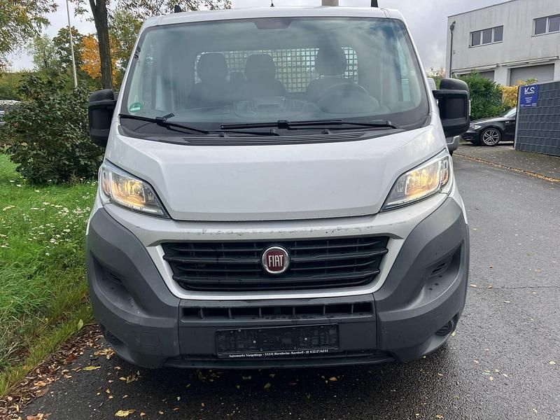 Weiß Gebraucht 2017 Fiat Ducato Van | 13.750 € - Bild 1/4