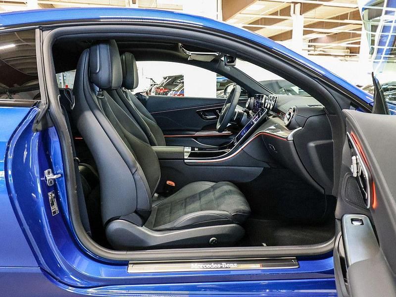 Gebraucht Mercedes CLE300 AMG 204 PS (150 kW) 2025 Blau Coupé