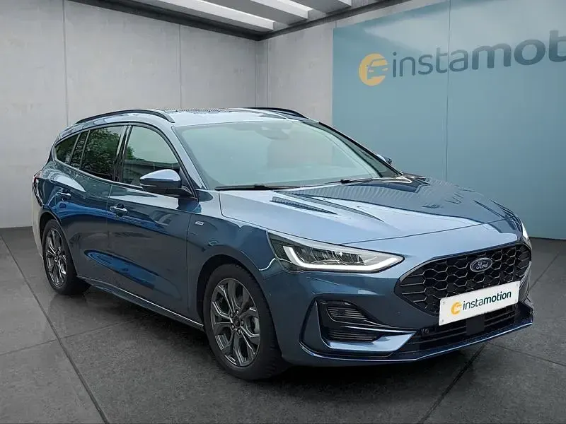 Gebraucht Ford Focus 116 PS (85 kW) 2025 Blau Kombi