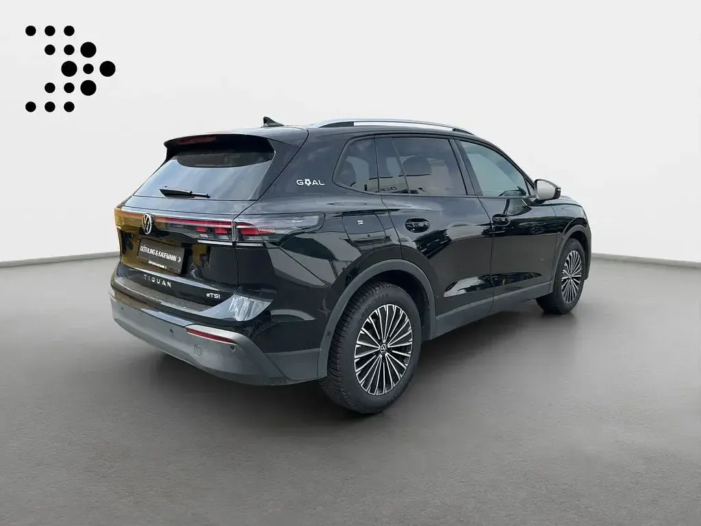 Gebraucht VW Tiguan Goal 150 PS (110 kW) 2025 Grenadillschwarz metallic SUV