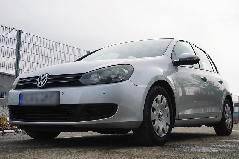 Gebraucht VW Golf VI 122 PS (89 kW) 2011 Silber Kleinwagen