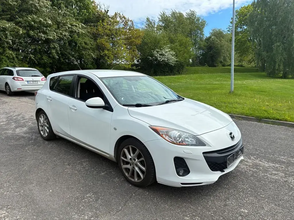 Gebraucht Mazda 3 Prime-Line 116 PS (85 kW) 2012 Weiß Limousine