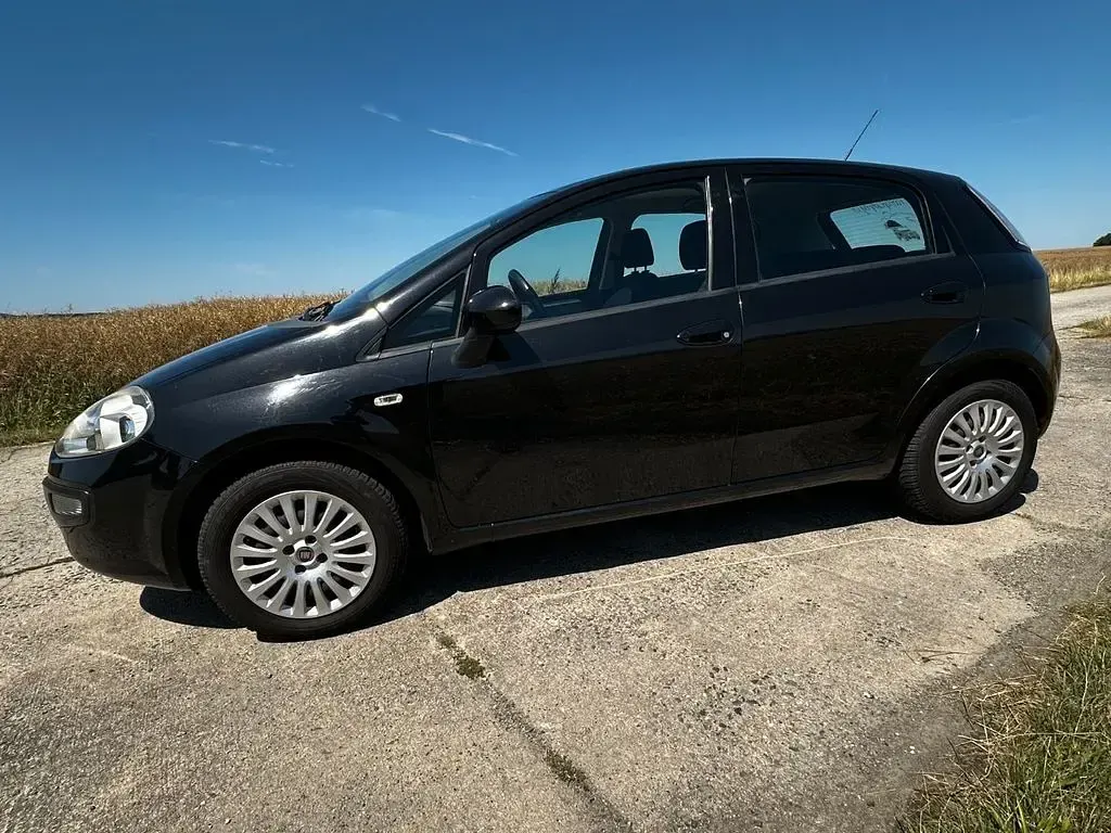 Gebraucht Fiat Punto Evo Dynamic 77 PS (56 kW) 2010 Schwarz Kleinwagen