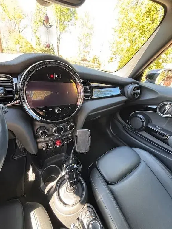 Używany Mini John Cooper Works 178 KM (130 kW) 2022 Czarny Hatchback