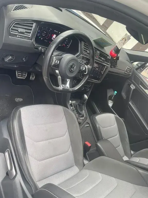 Gebraucht VW Tiguan R-line 200 PS (147 kW) 2021 Weiß SUV