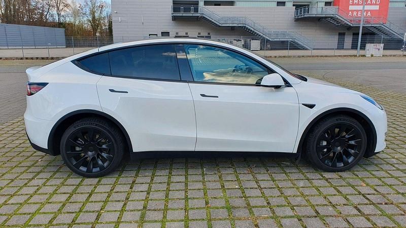 Gebraucht Tesla Model Y 378 kW (514 PS) 2022 Weiß SUV