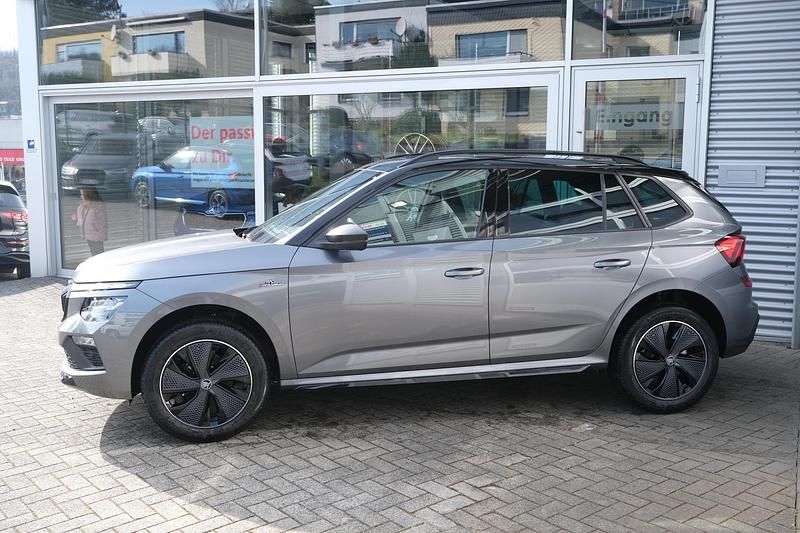 Neu Skoda Kamiq Monte Carlo 116 PS (85 kW) 2025 Graphite grau met. / dach schwarz SUV