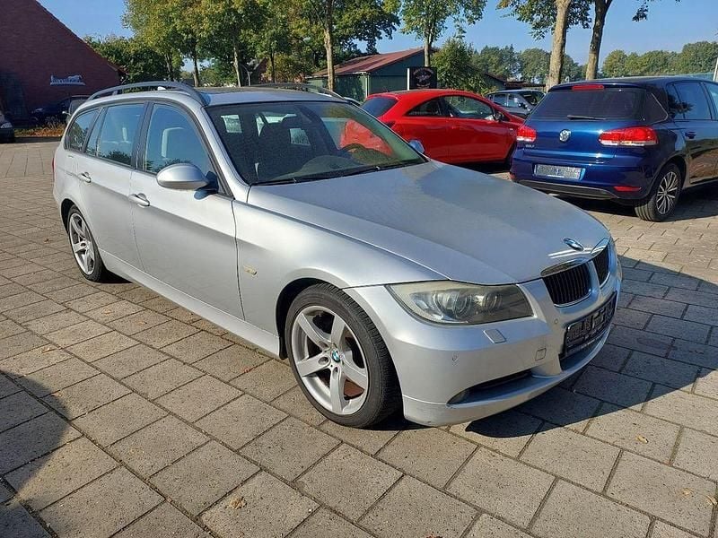 Silber Gebraucht 2008 BMW 320 Kombi | 3.999 € (Guter Preis) - Bild 1/4