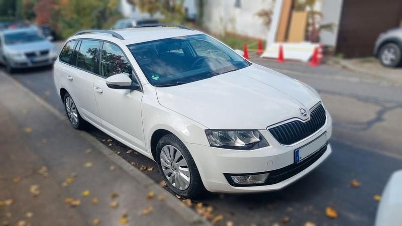 Weiß Gebraucht 2014 Skoda Octavia Kombi | 7.350 € (Guter Preis) - Bild 1/4