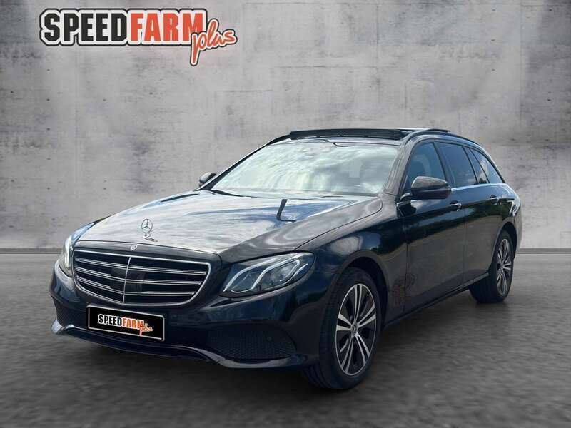 Schwarz Gebraucht 2018 Mercedes E220 Kombi | 17.999 € (Fairer Preis) - Bild 1/4