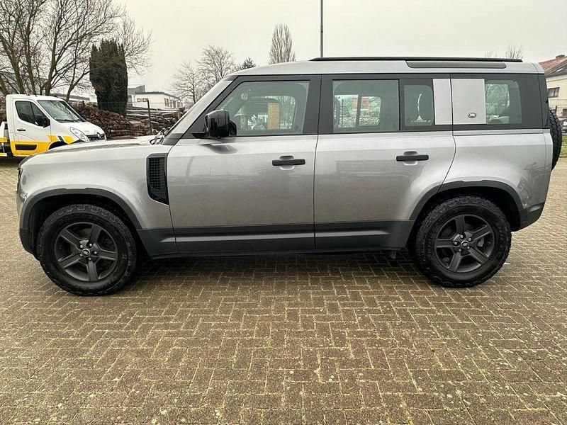 Gebraucht Land Rover Defender 249 PS (183 kW) 2021 Eiger grey SUV