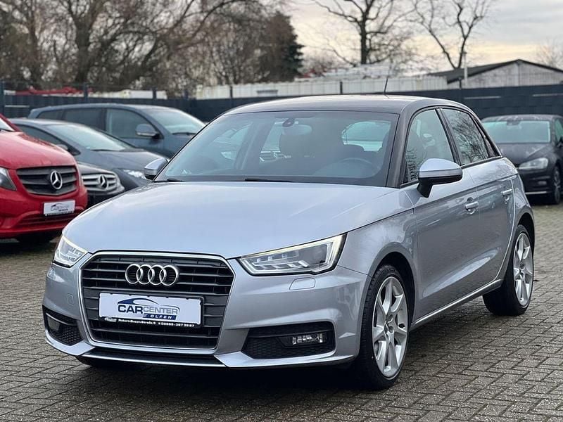 Silber Gebraucht 2015 Audi A1 Sportback Basis Kleinwagen | 9.999 € (Guter Preis) - Bild 1/4