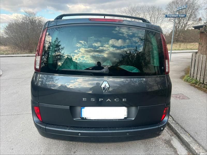 Gebraucht Renault Espace 173 PS (127 kW) 2015 Grau Van / Kleinbus