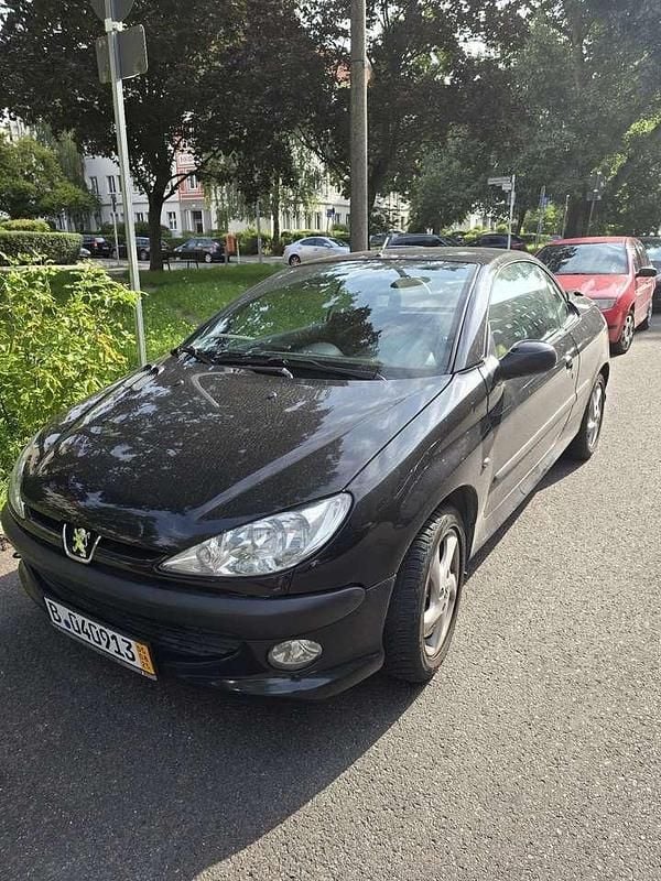 Schwarz Gebraucht 2003 Peugeot 206 CC Cabrio | 1.390 € (Guter Preis) - Bild 1/4