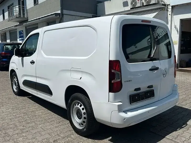 Gebraucht Opel Combo 102 PS (75 kW) 2021 Weiß Van / Kleinbus