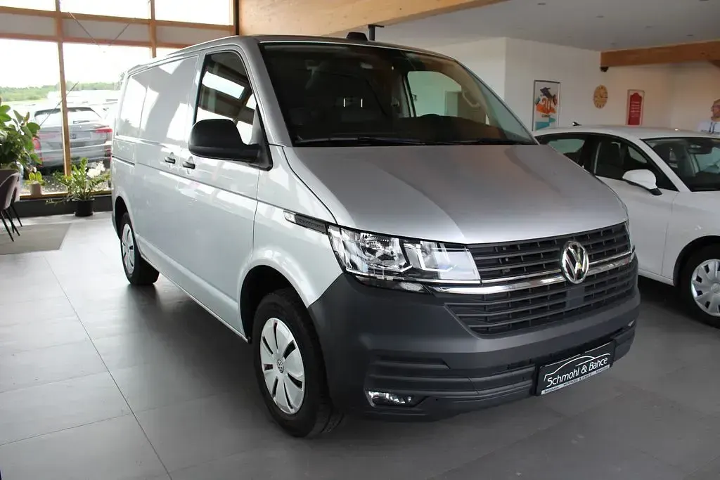 Gebraucht VW Transporter 150 PS (110 kW) 2023 Silber Van