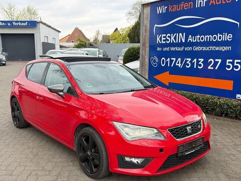 Second-hand Seat Leon FR 179 CP (131 kW) 2013 Roșu Berlinǎ