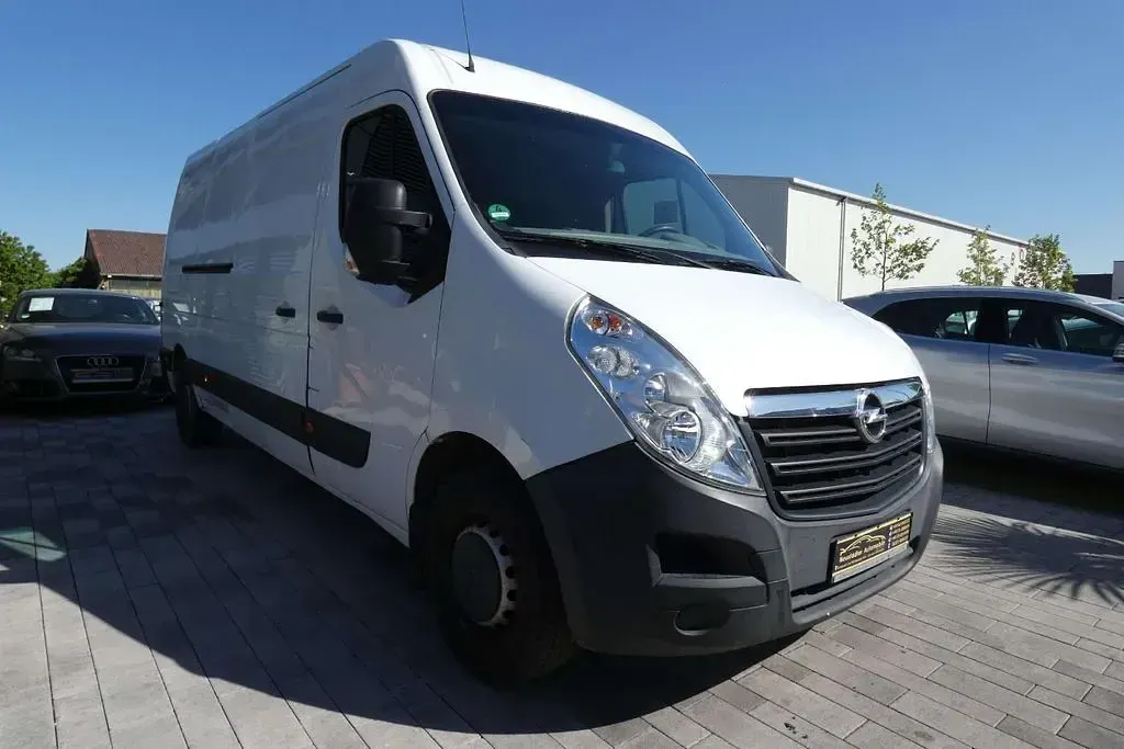 Używany Opel Movano 131 KM (96 kW) 2018 Biały Minivan