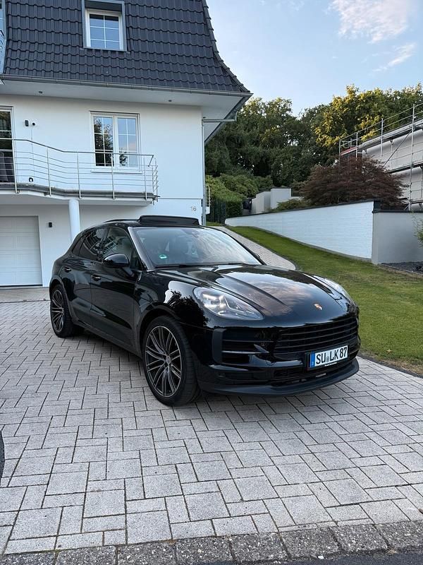 Gebraucht Porsche Macan 245 PS (180 kW) 2021 Schwarz SUV
