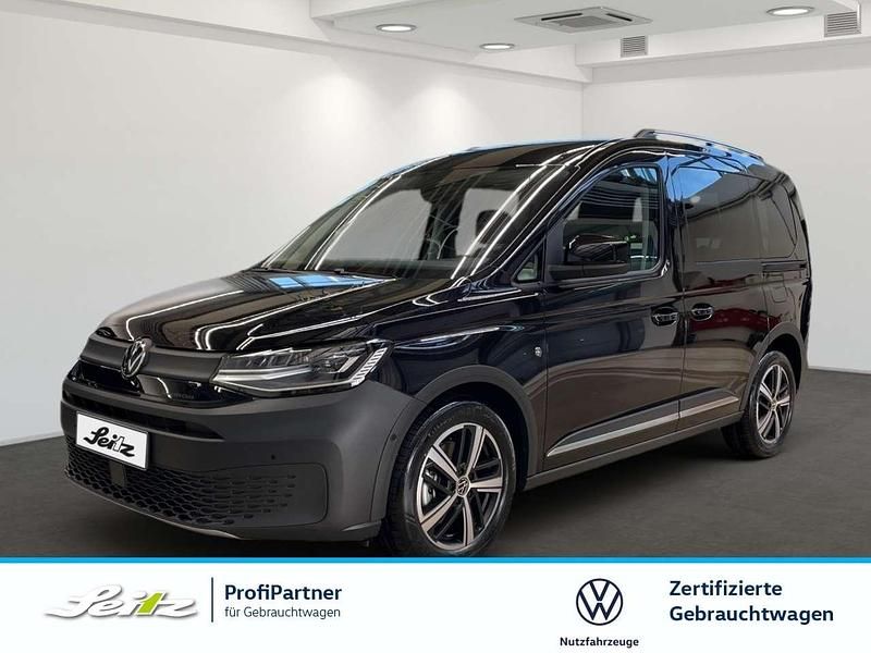 Deep black perleffekt Neu 2025 VW Caddy PanAmericana Van / Kleinbus | 42.790 € (Teuer) - Bild 1/3