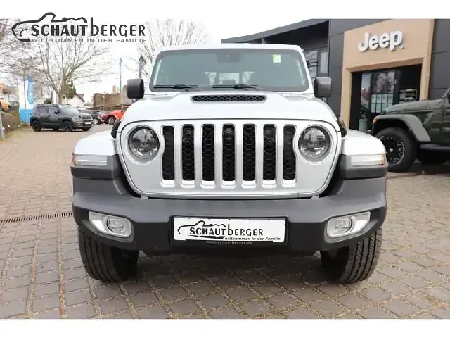 Gebraucht Jeep Gladiator Overland 264 PS (194 kW) 2023 Silber Pickup
