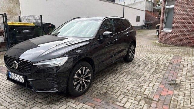Gebraucht Volvo XC60 Plus 197 PS (144 kW) 2023 Schwarz SUV