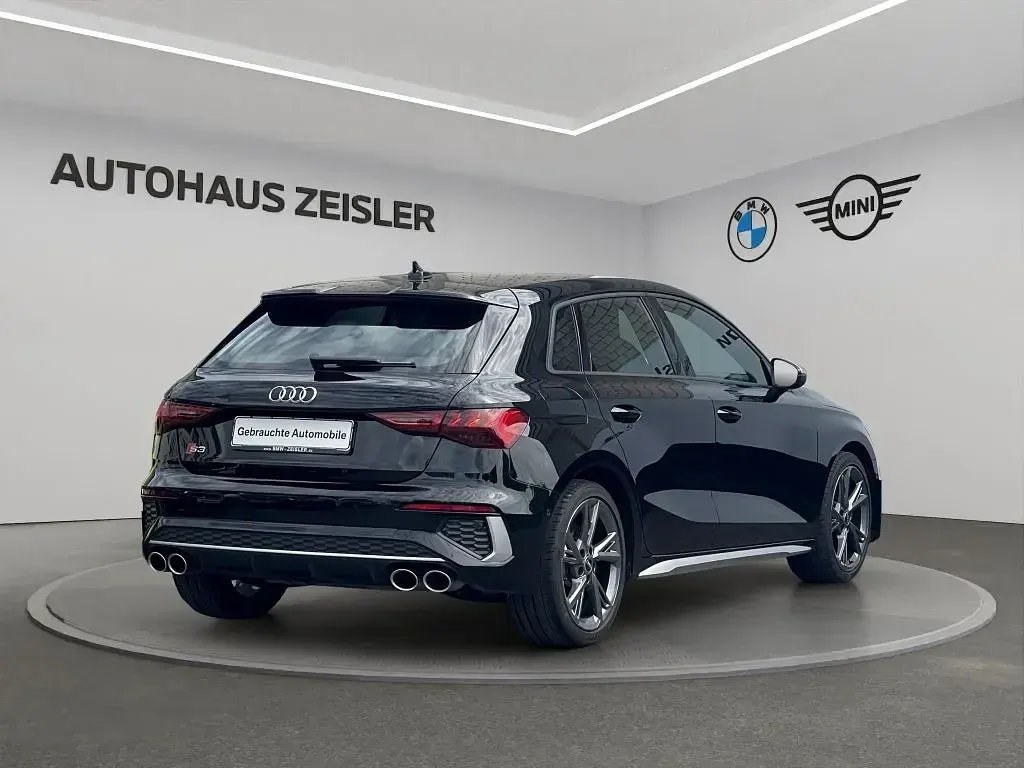 Gebraucht Audi S3 Sport 310 PS (228 kW) 2023 Grau Limousine