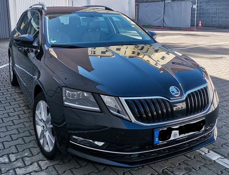 Schwarz Gebraucht 2019 Skoda Octavia G-TEC Style Kombi | 13.500 € (Fairer Preis) - Bild 1/4