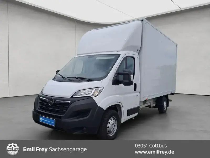 Weiß Gebraucht 2022 Opel Movano Edition Van | 32.654 € - Bild 1/4