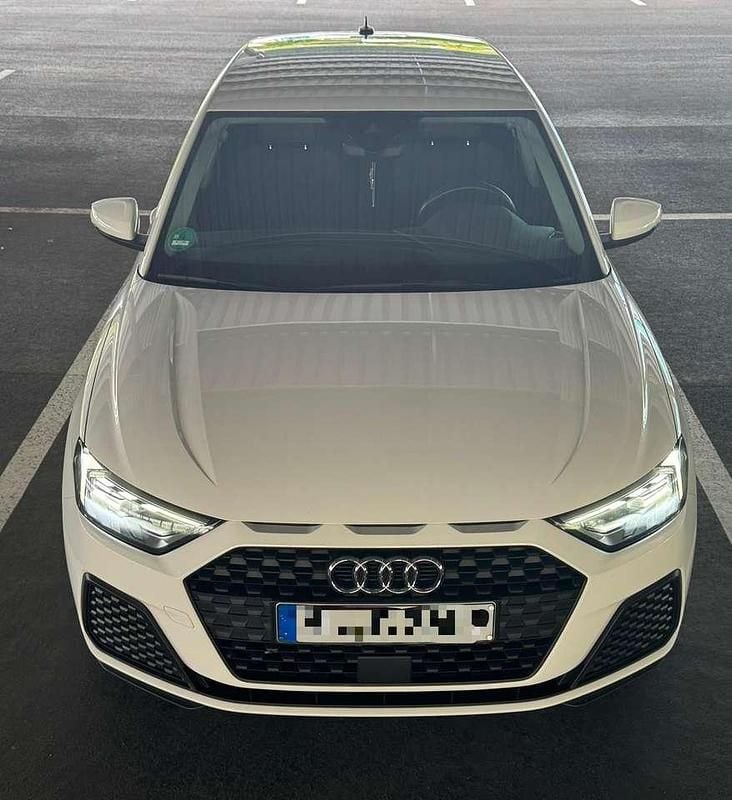 Weiß Gebraucht 2020 Audi A1 Sportback Design Kleinwagen | 14.800 € (Guter Preis) - Bild 1/4