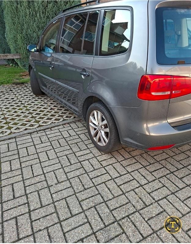 Gebraucht VW Touran 105 PS (77 kW) 2012 Grau Van / Kleinbus