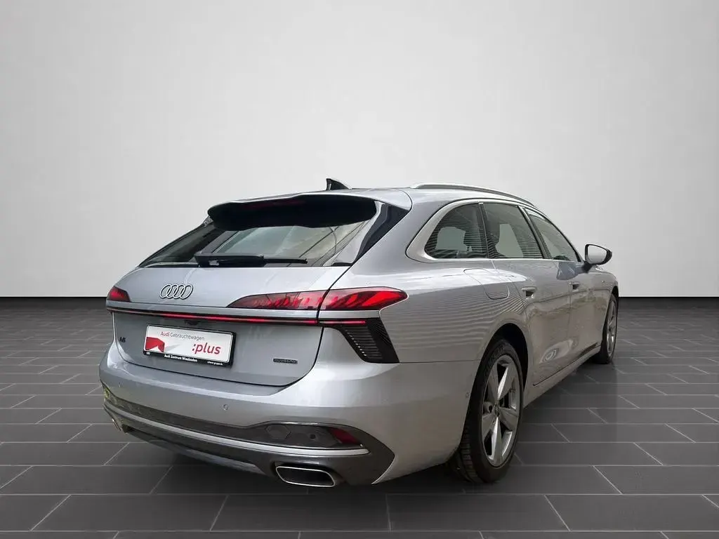 Gebraucht Audi A6 Advanced Plus 299 PS (219 kW) 2025 Florettsilber metallic (metallic) Kombi