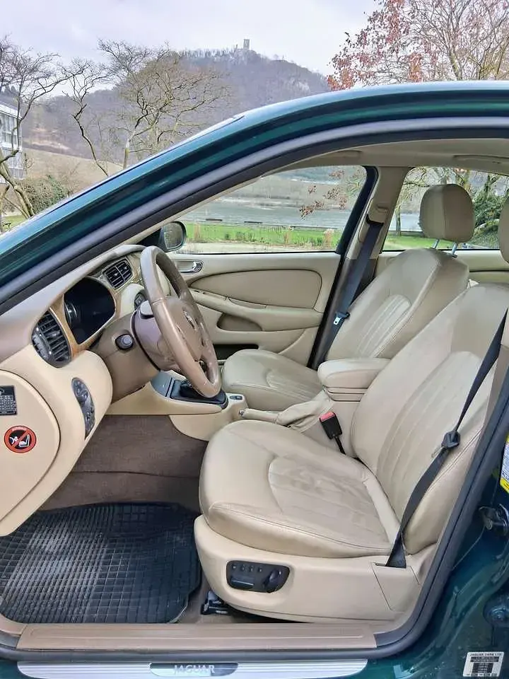Second-hand Jaguar X-type 145 CP (106 kW) 2006 Emerald fire Berlinǎ