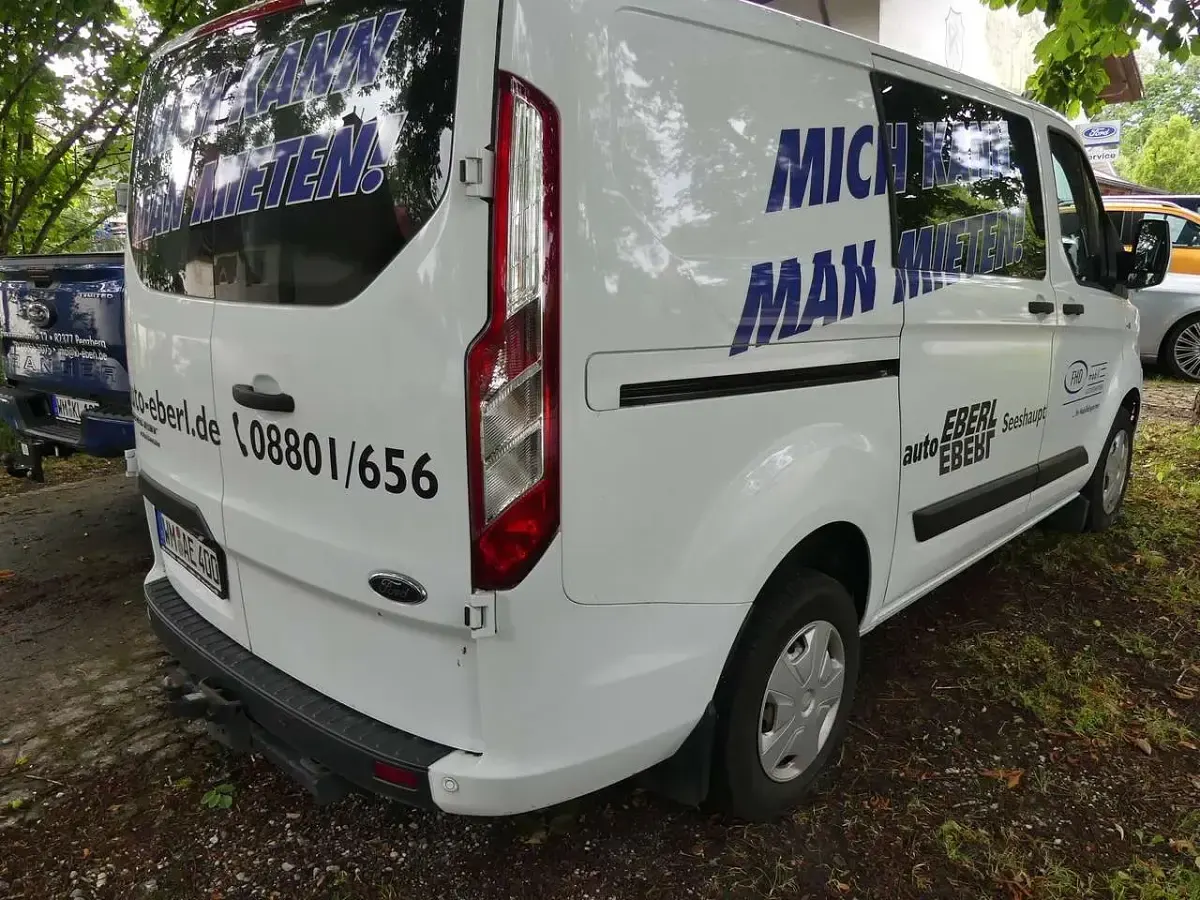 Gebraucht Ford Transit Custom Trend 131 PS (96 kW) 2022 Frostweiß Van
