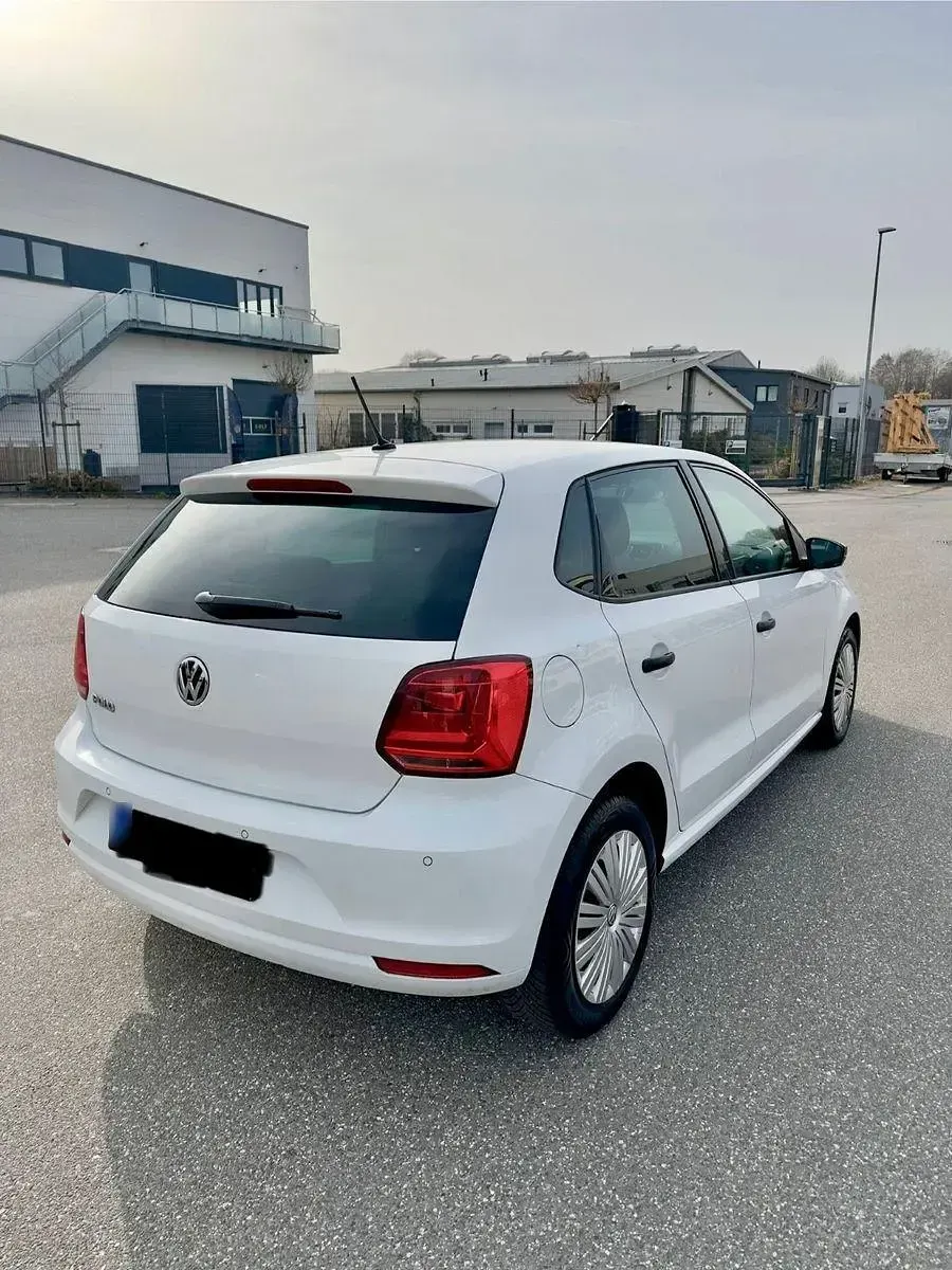 Gebraucht VW Polo Trendline 60 PS (44 kW) 2014 Weiß Kleinwagen